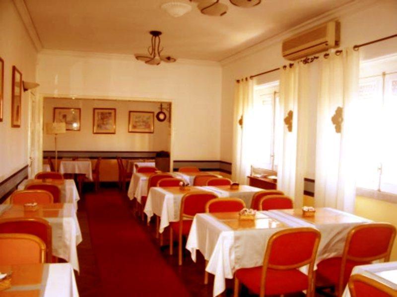 Hotel Residencial Caravela Lissabon Buitenkant foto