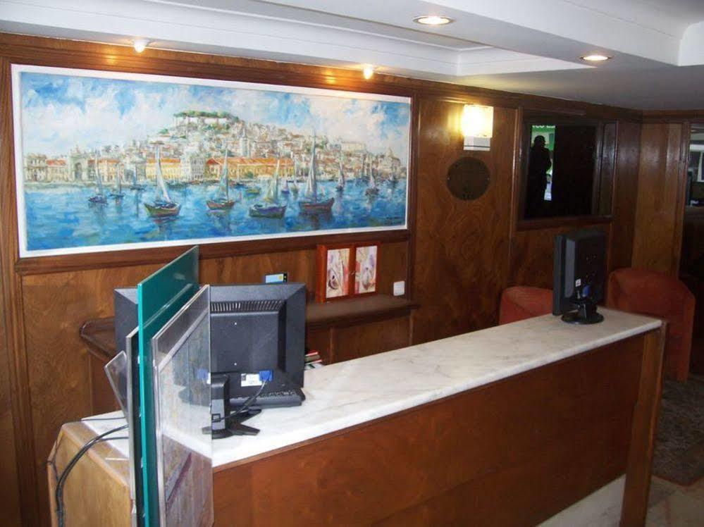 Hotel Residencial Caravela Lissabon Buitenkant foto