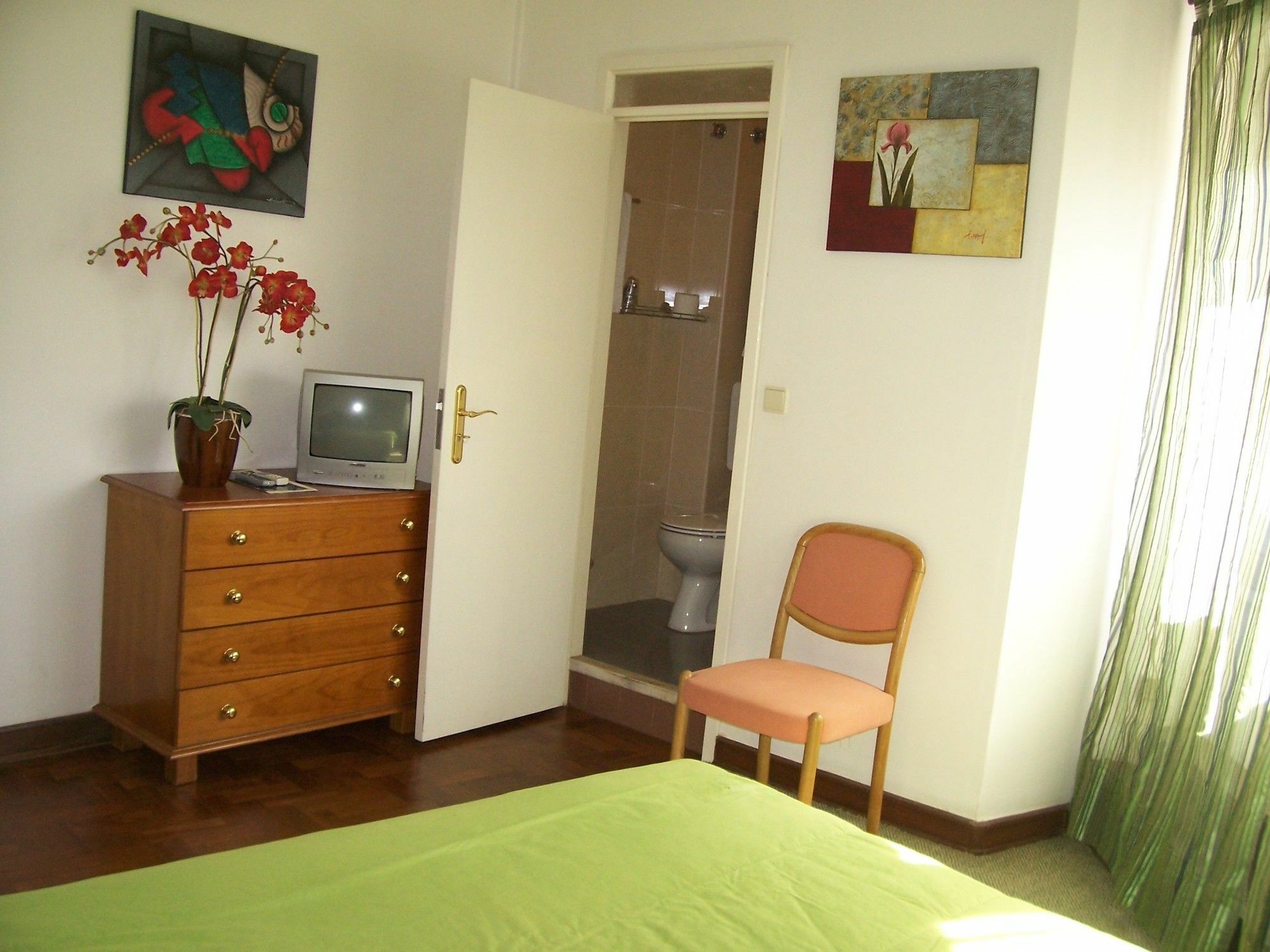 Hotel Residencial Caravela Lissabon Buitenkant foto
